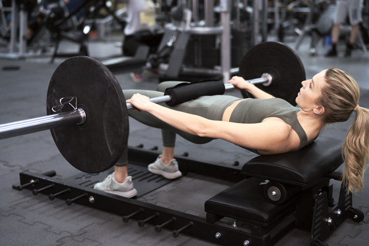Hip Thrusts (Foto: GettyImages)